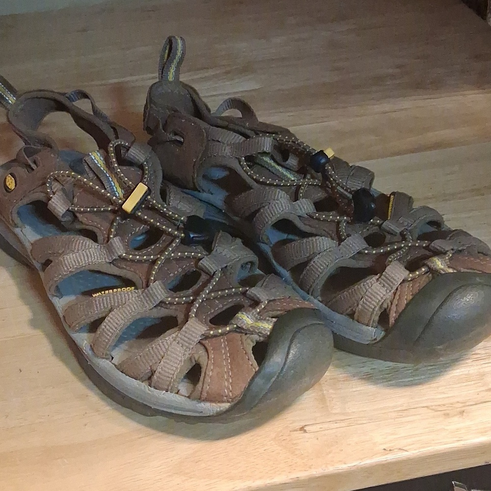 Keen Waterproof Sandals Brown 8.5-9